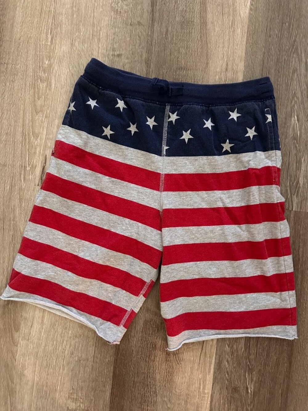 OshKosh b’gosh American flag patriotic shorts size 14